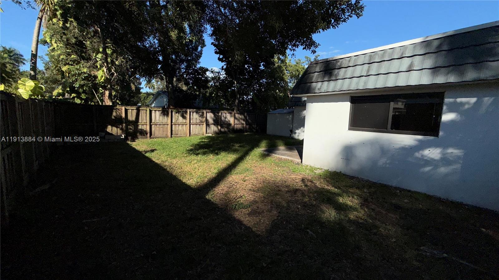 6625 Southwest 49th Street, Unit 2W Davie, FL 33314 - Photo 30 of 33