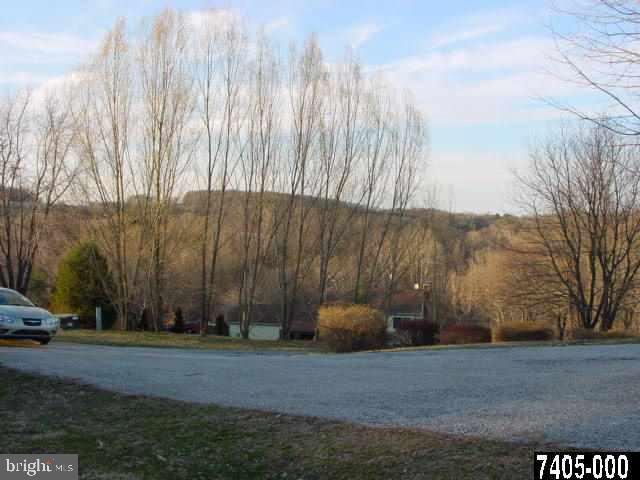 62 Nace Road Fawn Grove, PA 17321 - Photo 3 of 9 Gallery Image 3