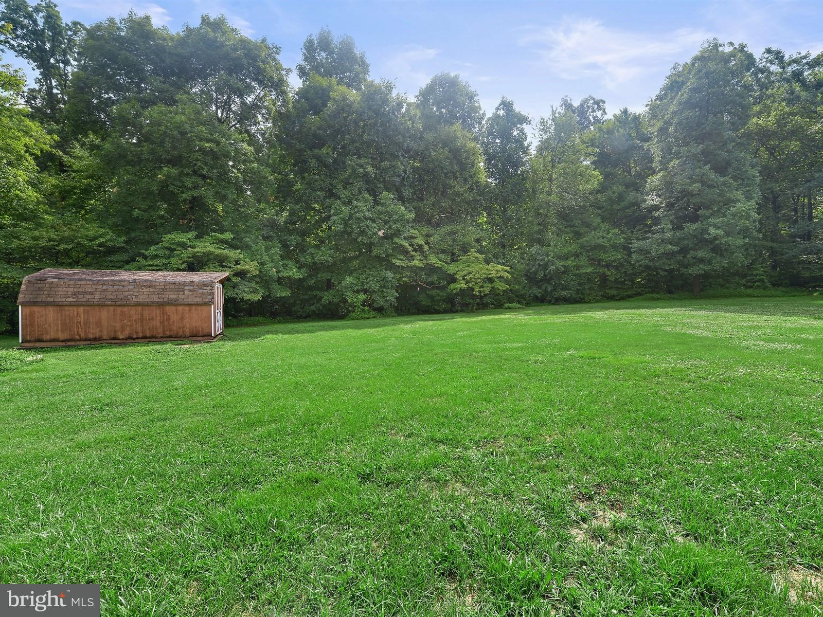 735 King Pen Road Kirkwood, PA 17536 - Photo 22 of 28 Back Yard
