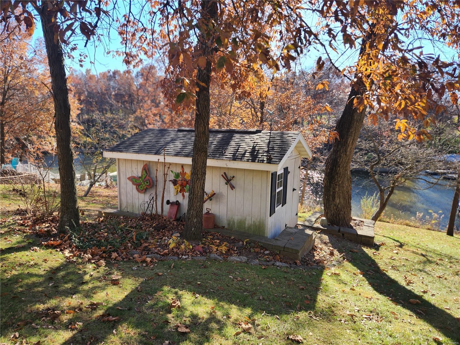 206 Lands End Road Hillsboro, IL 62049 - Photo 10 of 38