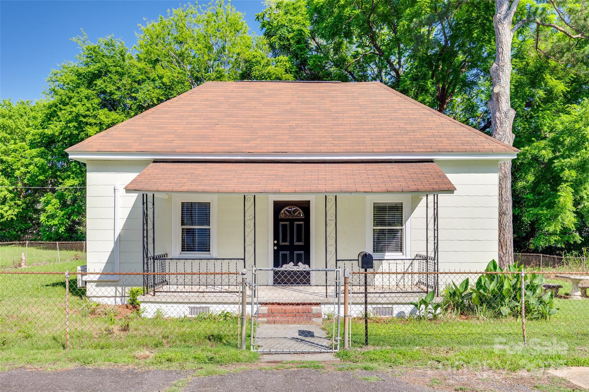 514 Jones Street Chester, SC 29706 - Photo 1 of 15 Gallery Image 1