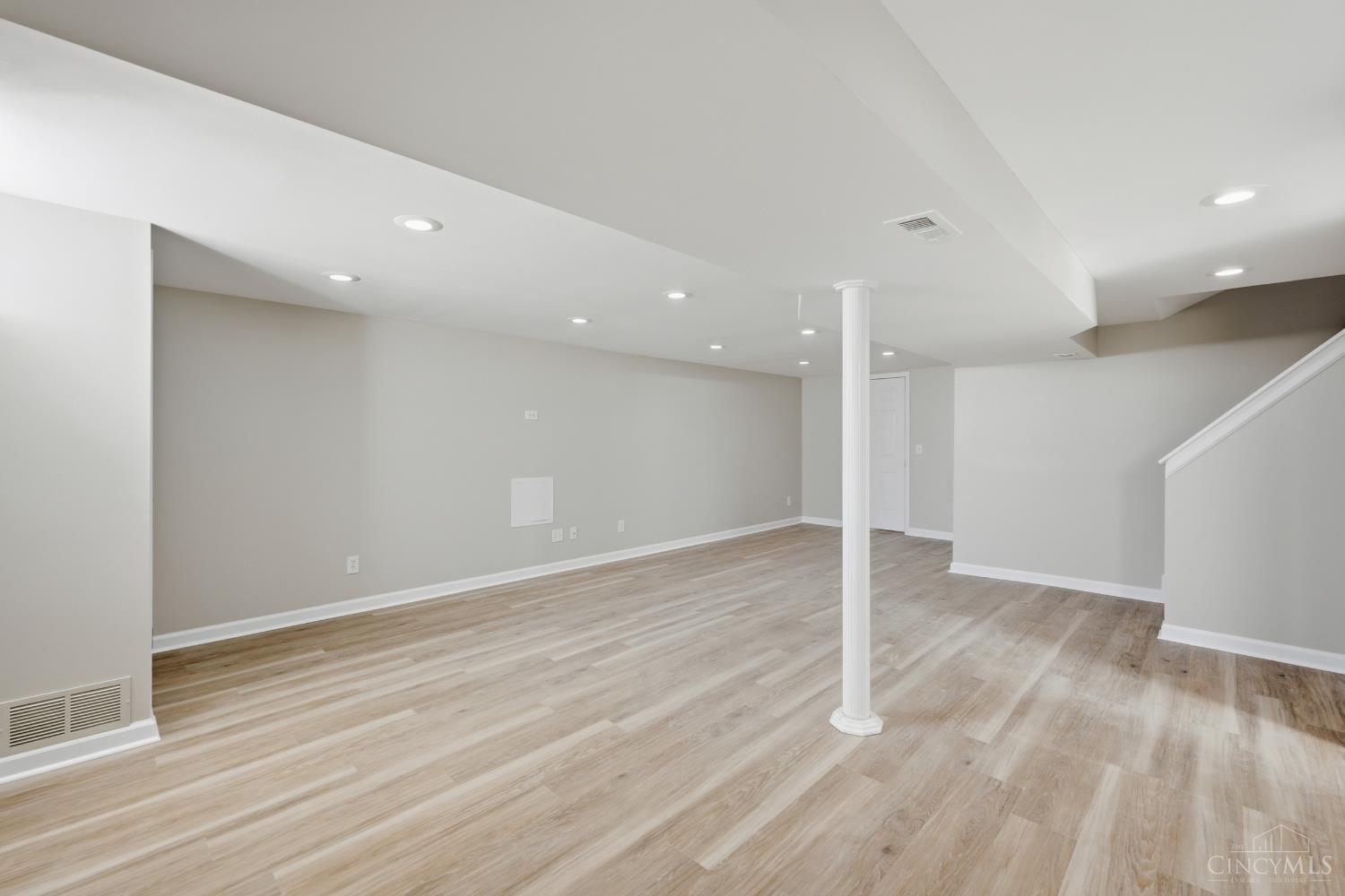 7034 Hearne Road Cincinnati, OH 45248 - Photo 42 of 52 Gallery Image 42
