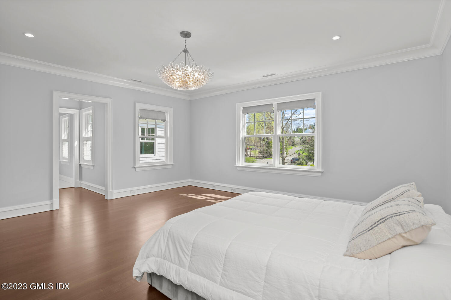 17 Wooddale Road Greenwich, CT 06830 - Photo 50 of 68 17 Wooddale Rd Greenwich CT-large-030-03