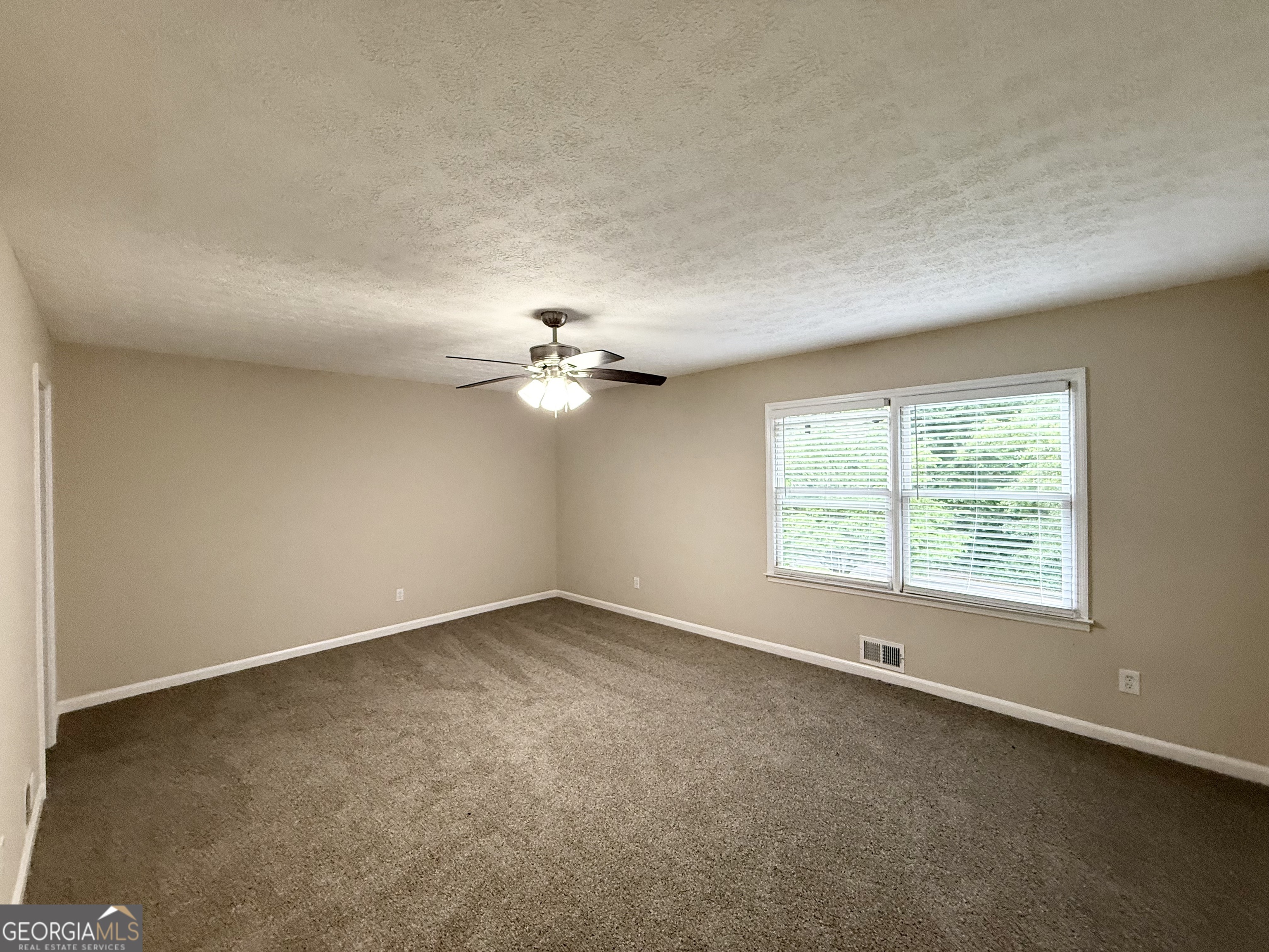 1165 Huey Road Douglasville, GA 30134 - Photo 10 of 13