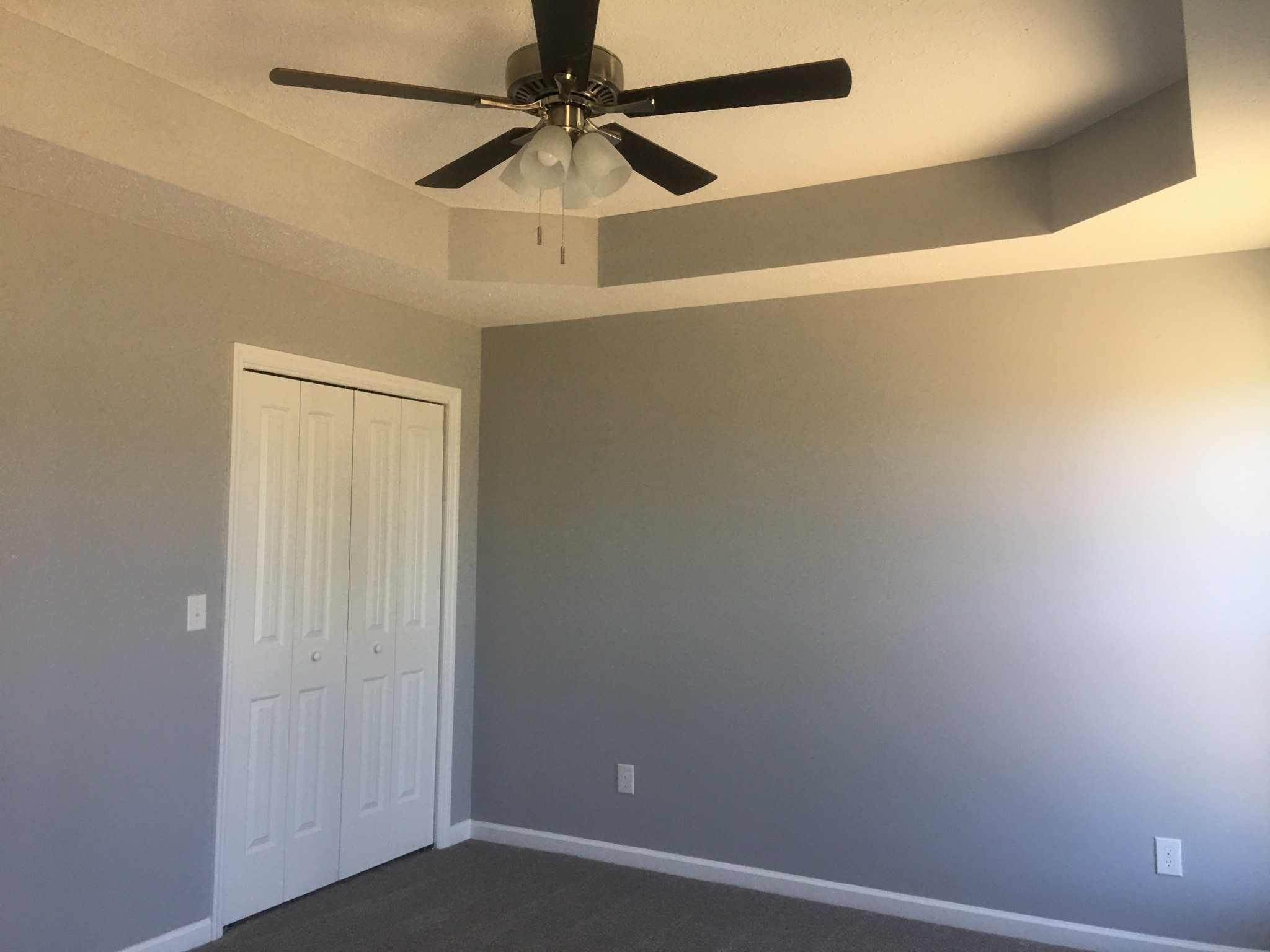 160 Limestone Road Elora, TN 37328 - Photo 12 of 18 an empty room with a ceiling fan and a window