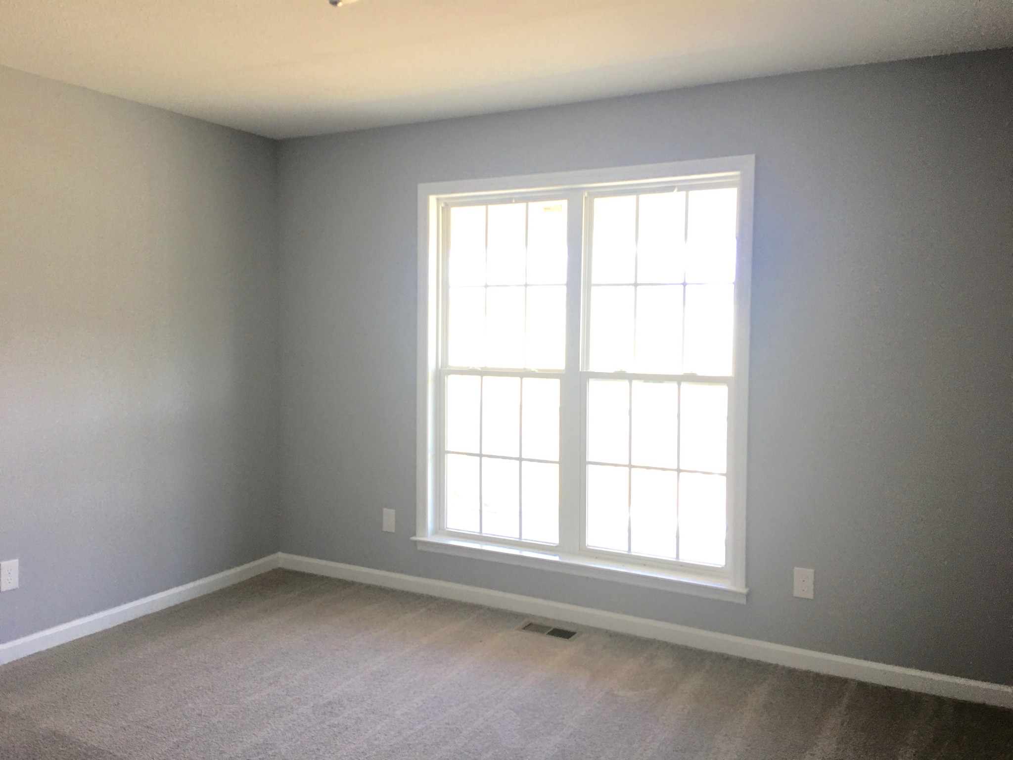 160 Limestone Road Elora, TN 37328 - Photo 13 of 18 an empty room with a window