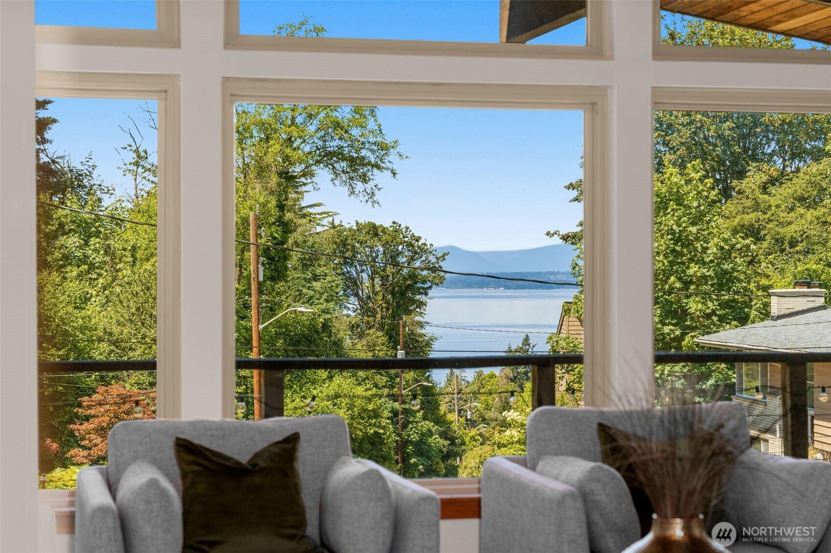 4000 Southwest Myrtle Street Seattle, WA 98136 - Photo 14 of 36