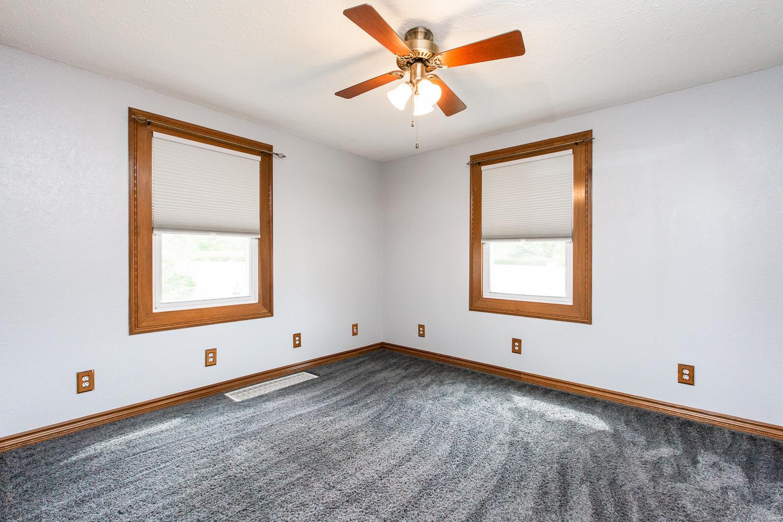 417 East State Street O'Fallon, IL 62269 - Photo 11 of 25 Gallery Image 11