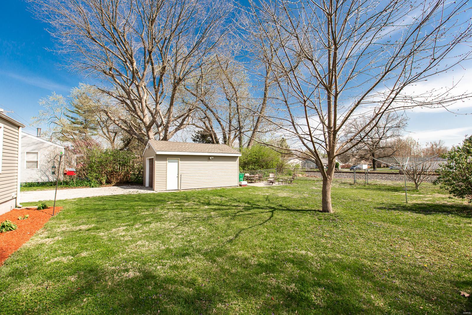 417 East State Street O'Fallon, IL 62269 - Photo 21 of 25 Gallery Image 21