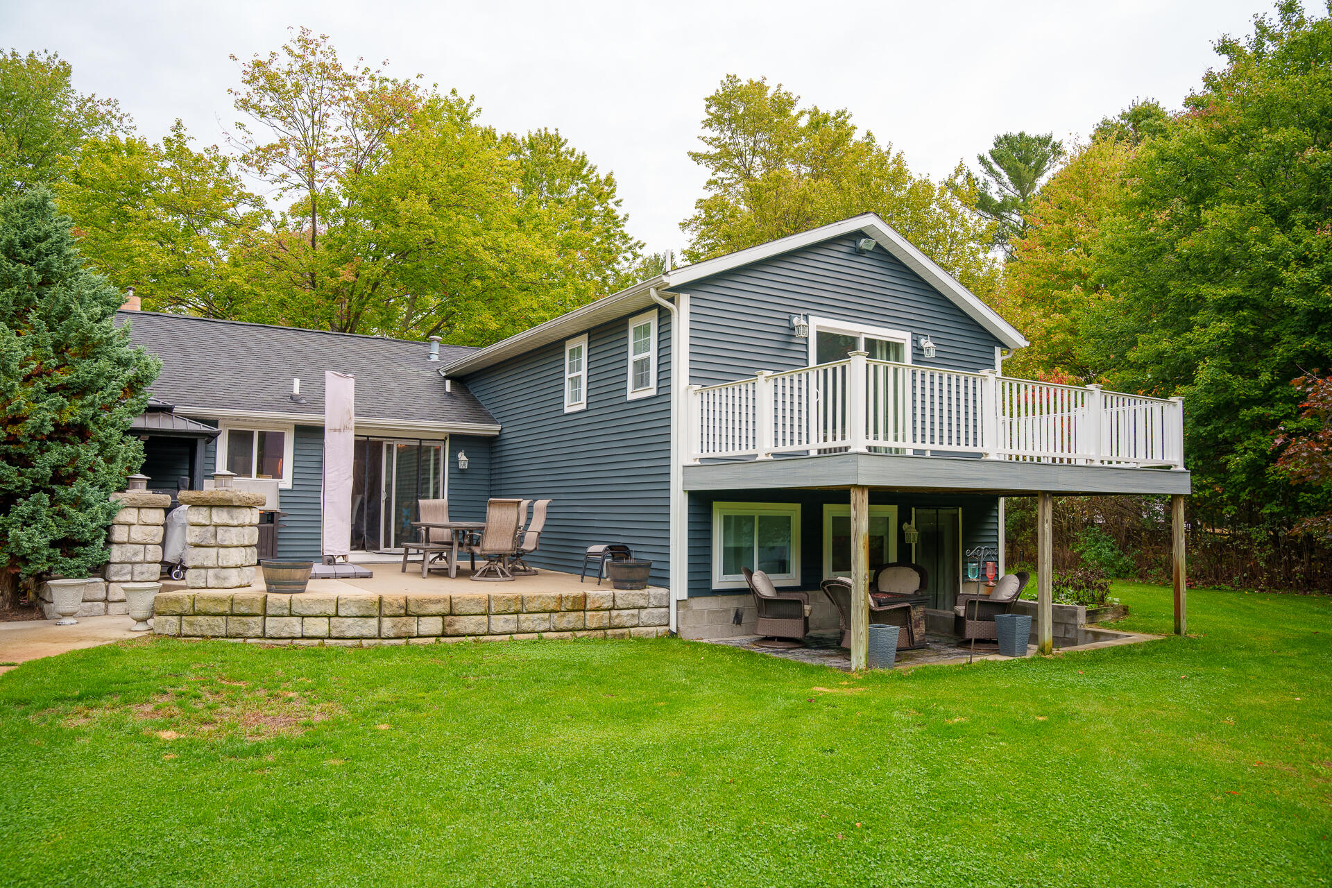 4661 West River Road Muskegon, MI 49445 - Photo 2 of 67 DSC08588