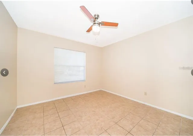 a view of a large window with an outdoor space