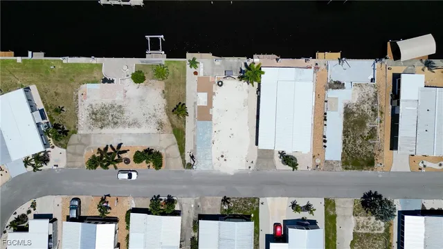 $239,000 | 4932 Gulfgate Lane, St. James City, FL 33956