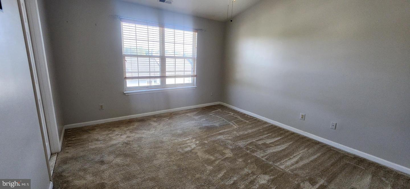 55 Powder View Court Nottingham, MD 21236 - Photo 8 of 20 an empty room with a window