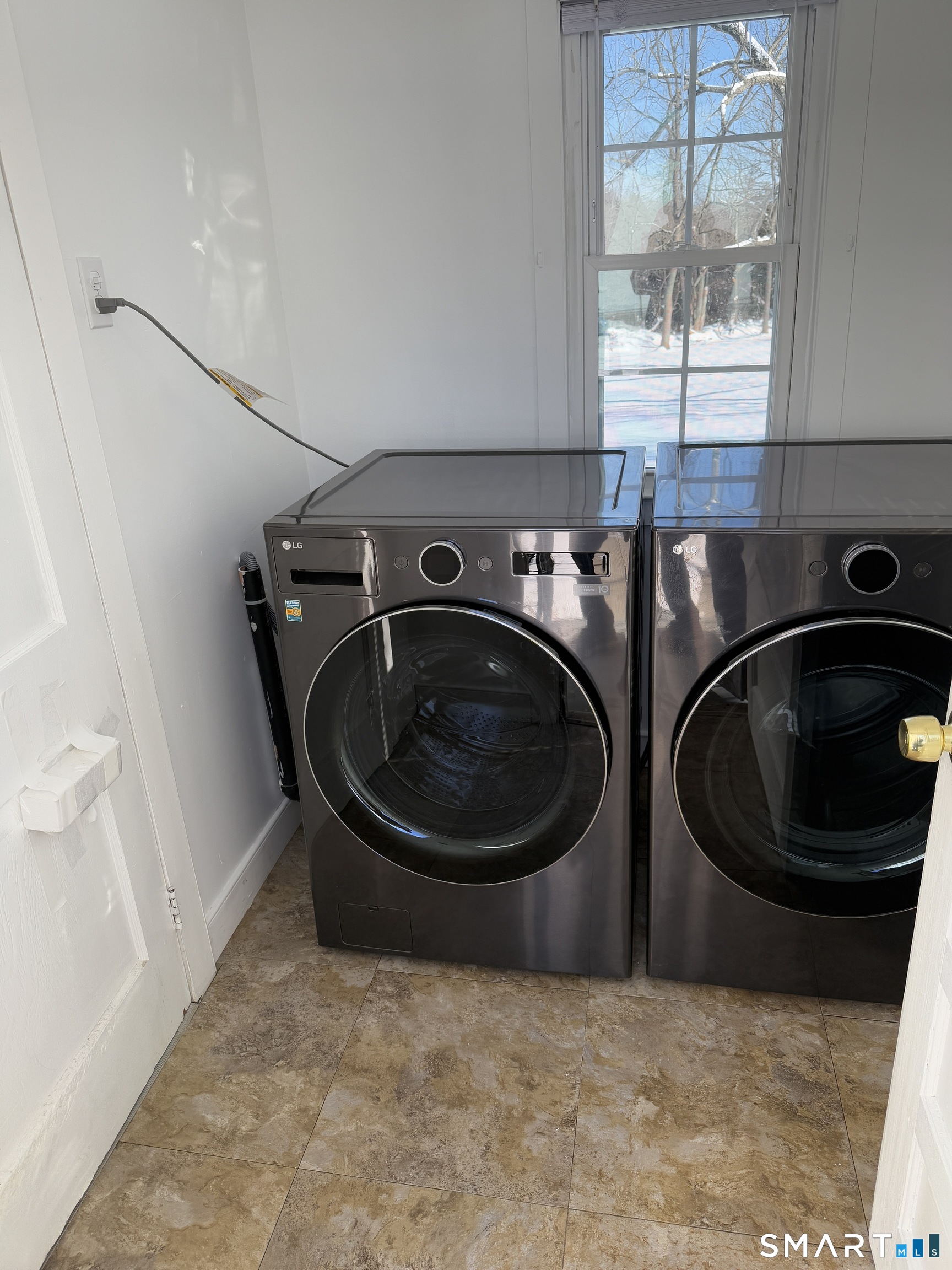 41 South Street Plymouth, CT 06782 - Photo 12 of 17