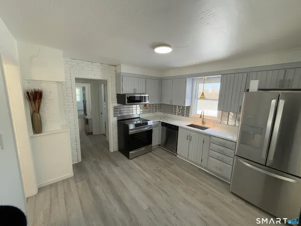 $330,000 | 41 South Street, Plymouth, CT 06782