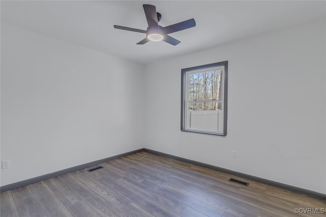 853 Regent Road Topping, VA 23169 - Photo 26 of 30 Gallery Image 26