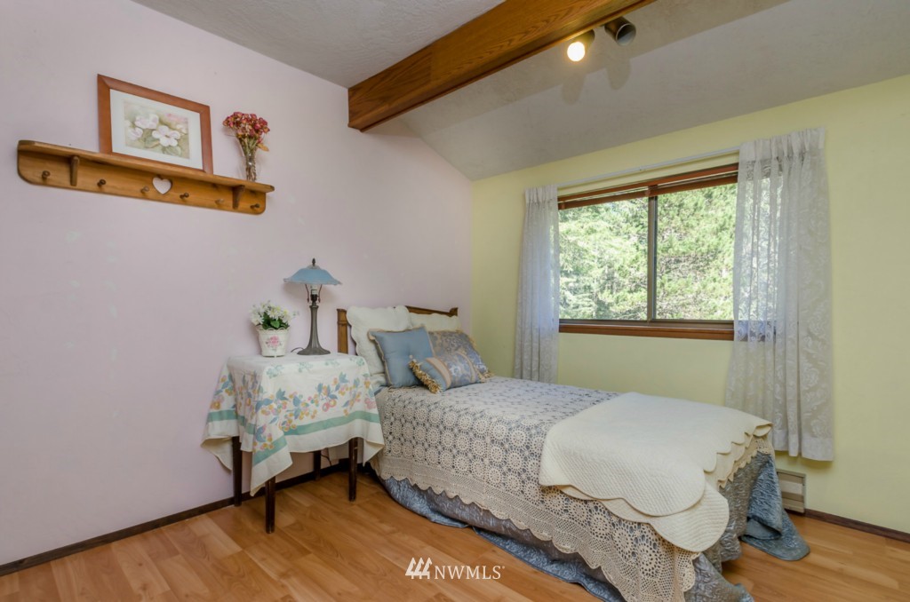 10775 Ridge Rim Trail Southeast Port Orchard, WA 98367 - Photo 5 of 9 Gallery Image 5