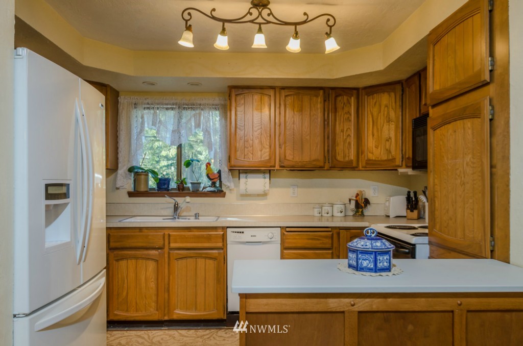 10775 Ridge Rim Trail Southeast Port Orchard, WA 98367 - Photo 8 of 9 Gallery Image 8