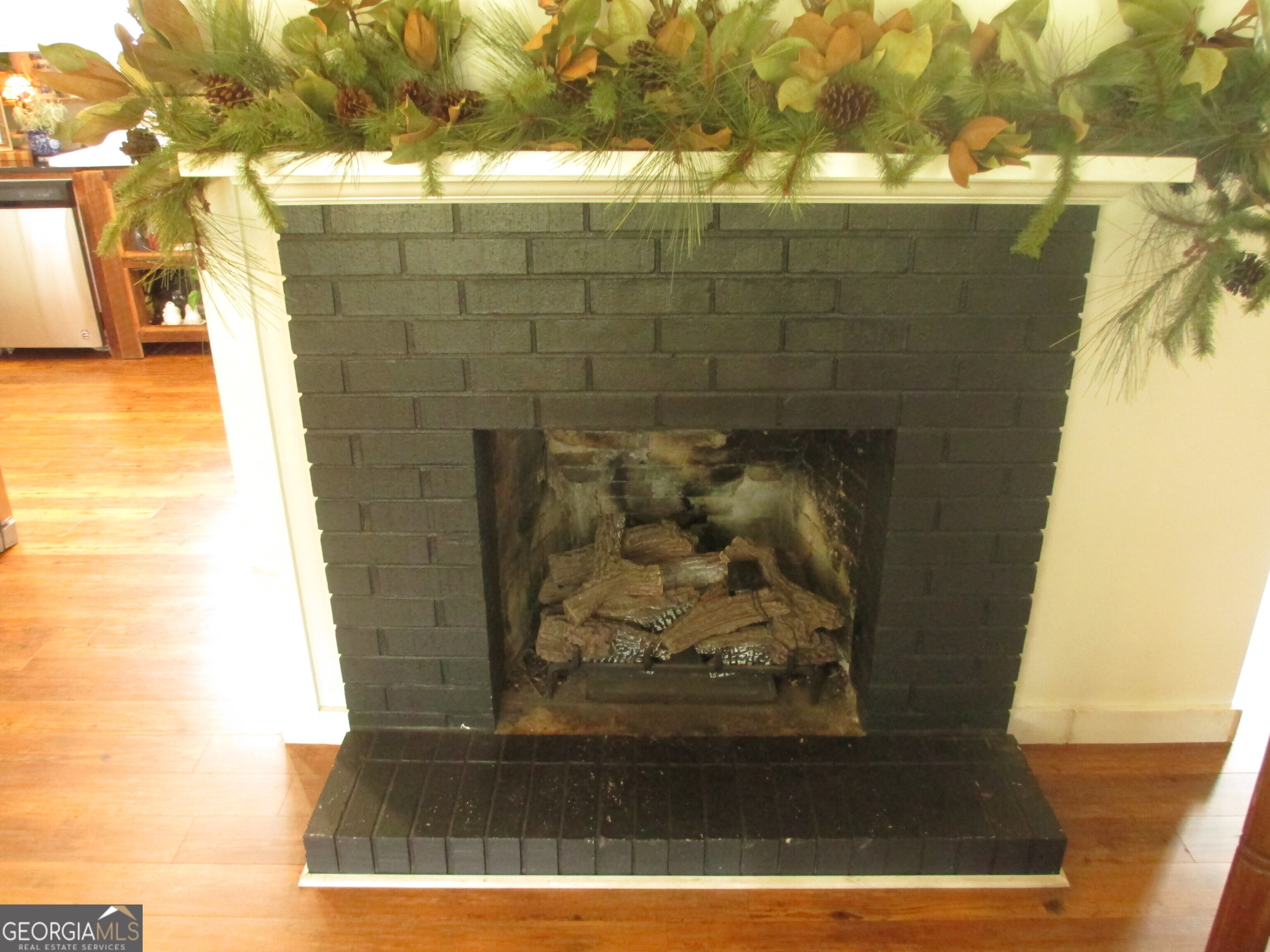 84 Comer Yawn Road Hazlehurst, GA 31539 - Photo 15 of 24 a view of a fireplace
