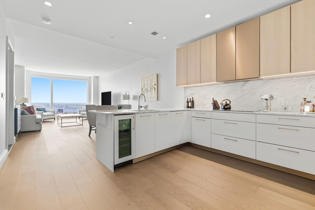 240 Devonshire Street, Unit 3603 Boston, MA 02110 - Photo 3 of 40
