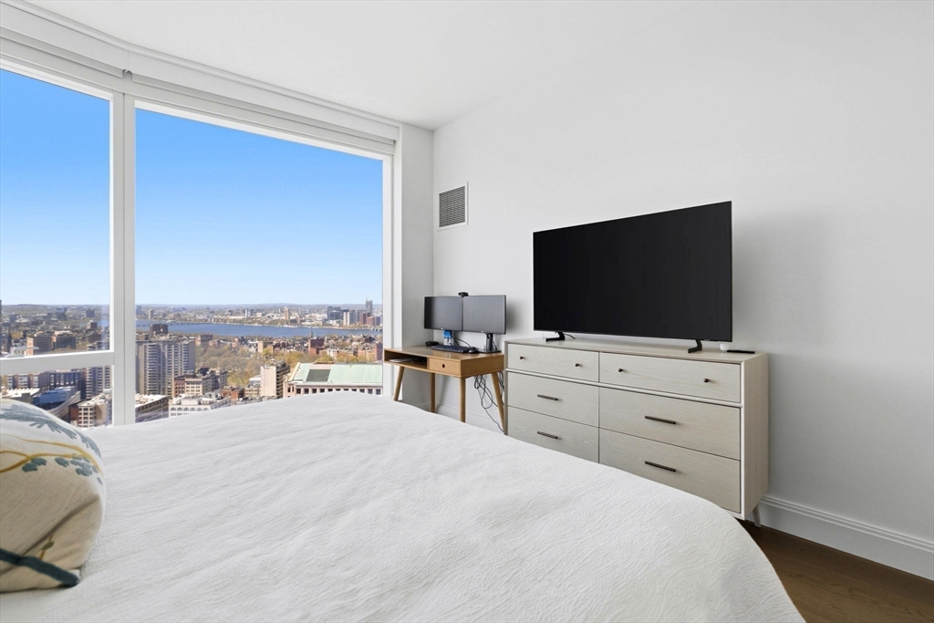 240 Devonshire Street, Unit 3603 Boston, MA 02110 - Photo 7 of 40