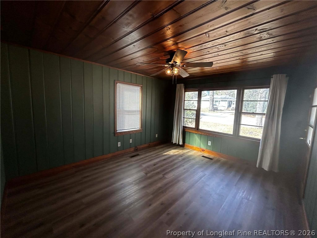 1000 Ivy Road Fayetteville, NC 28303 - Photo 7 of 18