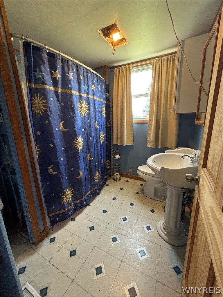 12114 Meahl Road Newstead, NY 14001 - Photo 12 of 36 Bathroom