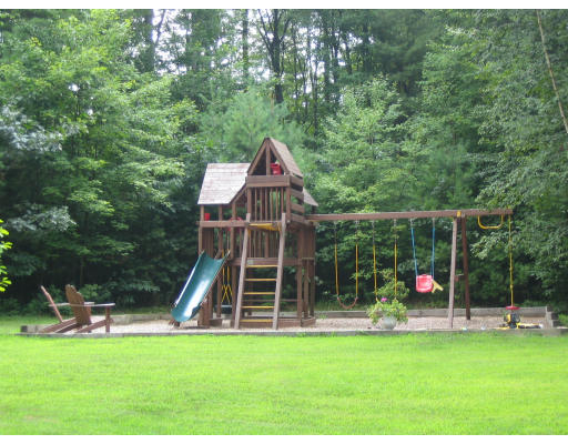 36 Scott Road Harvard, MA 01451 - Photo 17 of 19 Gallery Image 17