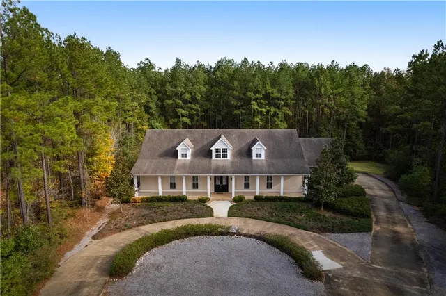 $670,000 | 224 Hidden Pines Drive, Pineville, LA 71360
