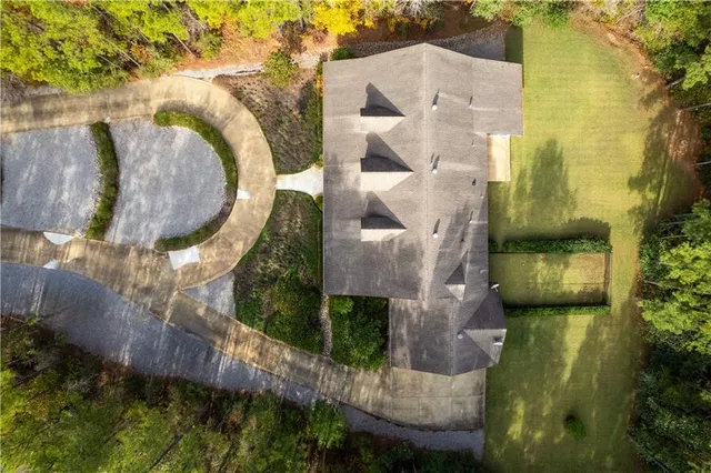 $670,000 | 224 Hidden Pines Drive, Pineville, LA 71360