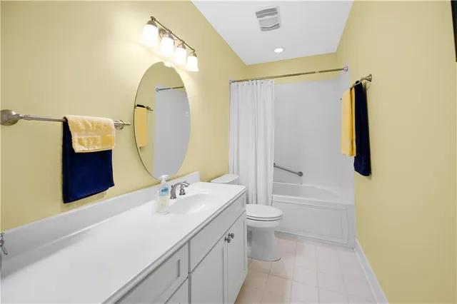 $670,000 | 224 Hidden Pines Drive, Pineville, LA 71360