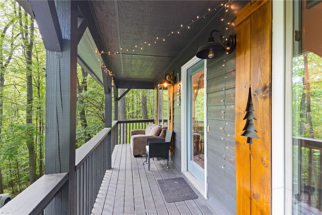 128 Calebs Crossing Road Boone, NC 28607 - Photo 4 of 25