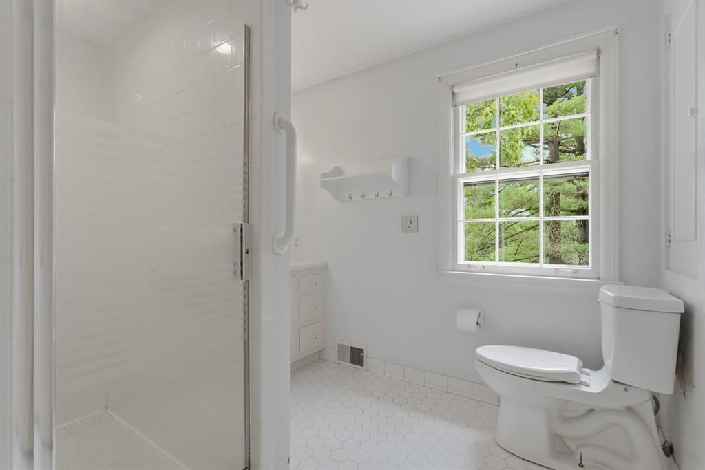 143 Backbone Road Sewickley, PA 15143 - Photo 26 of 46 Gallery Image 26