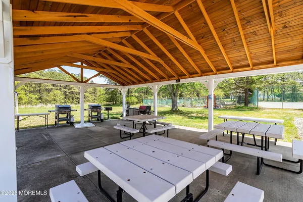 $289,000 | 14 Woodstock Drive, Toms River, NJ 08757