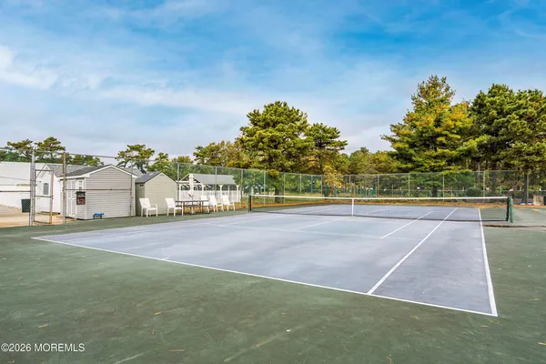 $289,000 | 14 Woodstock Drive, Toms River, NJ 08757