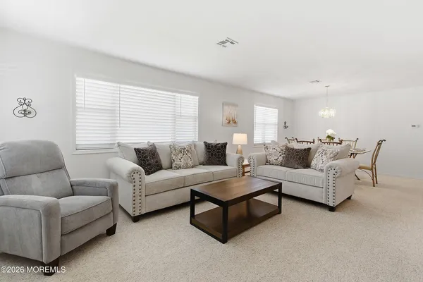 $289,000 | 14 Woodstock Drive, Toms River, NJ 08757