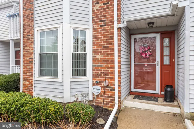 $319,500 | 48 Pinewood Drive, Hamilton, NJ 08690