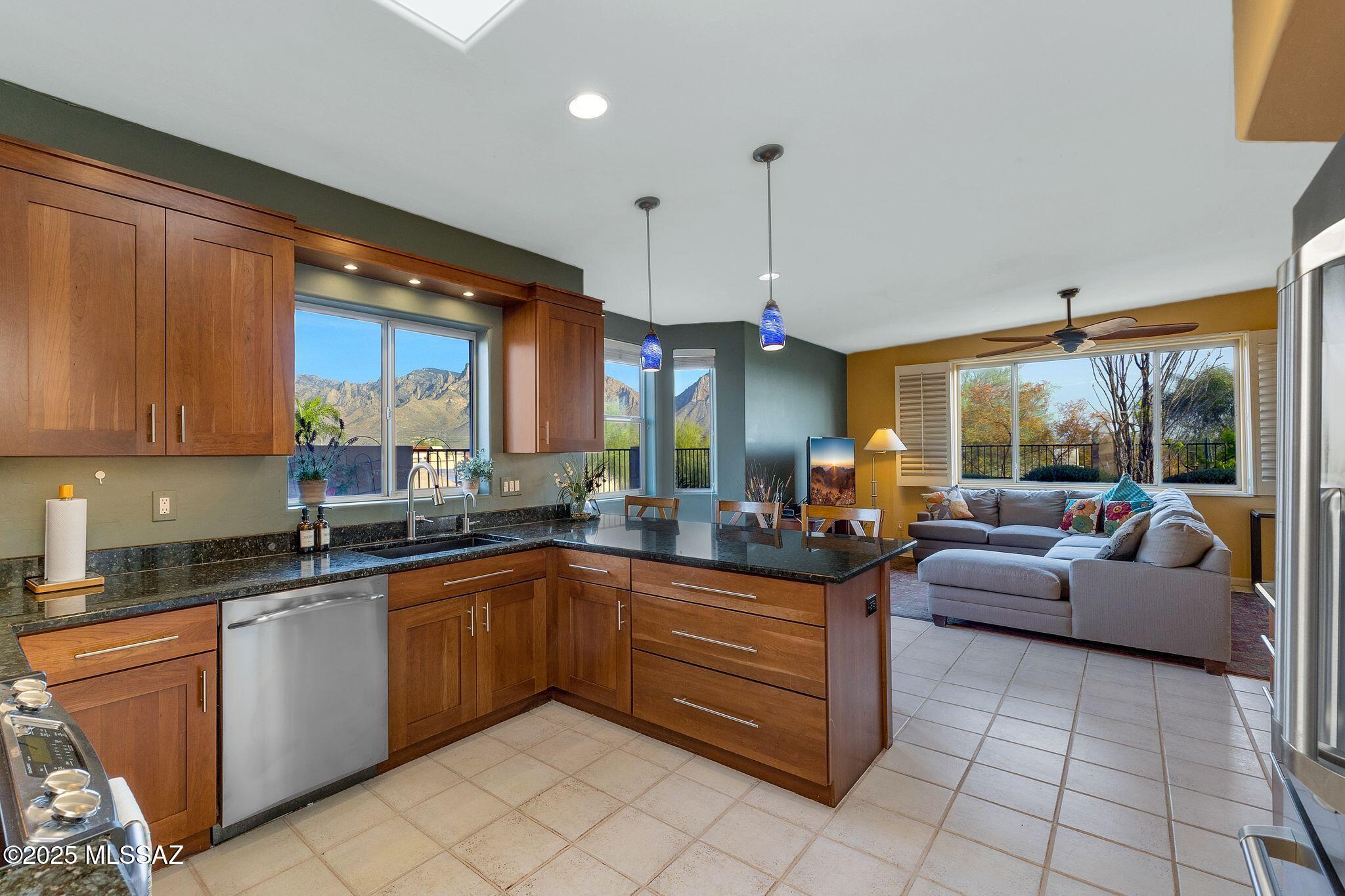499 West Windowmaker Road Tucson, AZ 85737 - Photo 17 of 44 Gallery Image 17