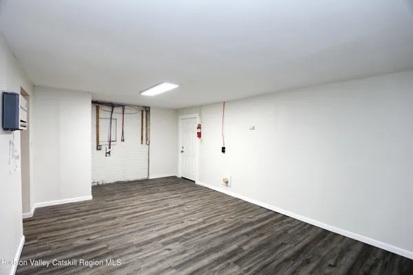 $2,300 | 14311 Rte 9W, Ravena, NY 12143