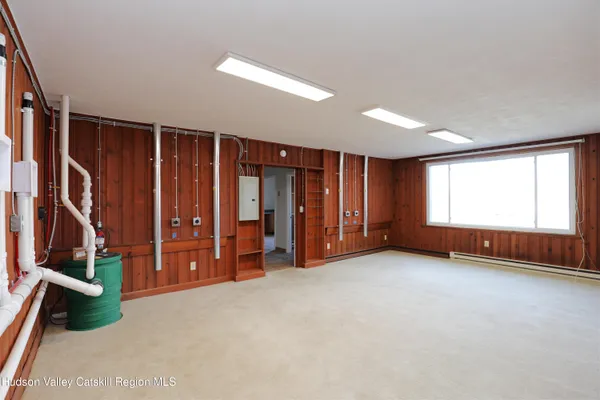 $2,300 | 14311 Rte 9W, Ravena, NY 12143