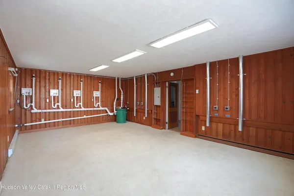 $2,300 | 14311 Rte 9W, Ravena, NY 12143