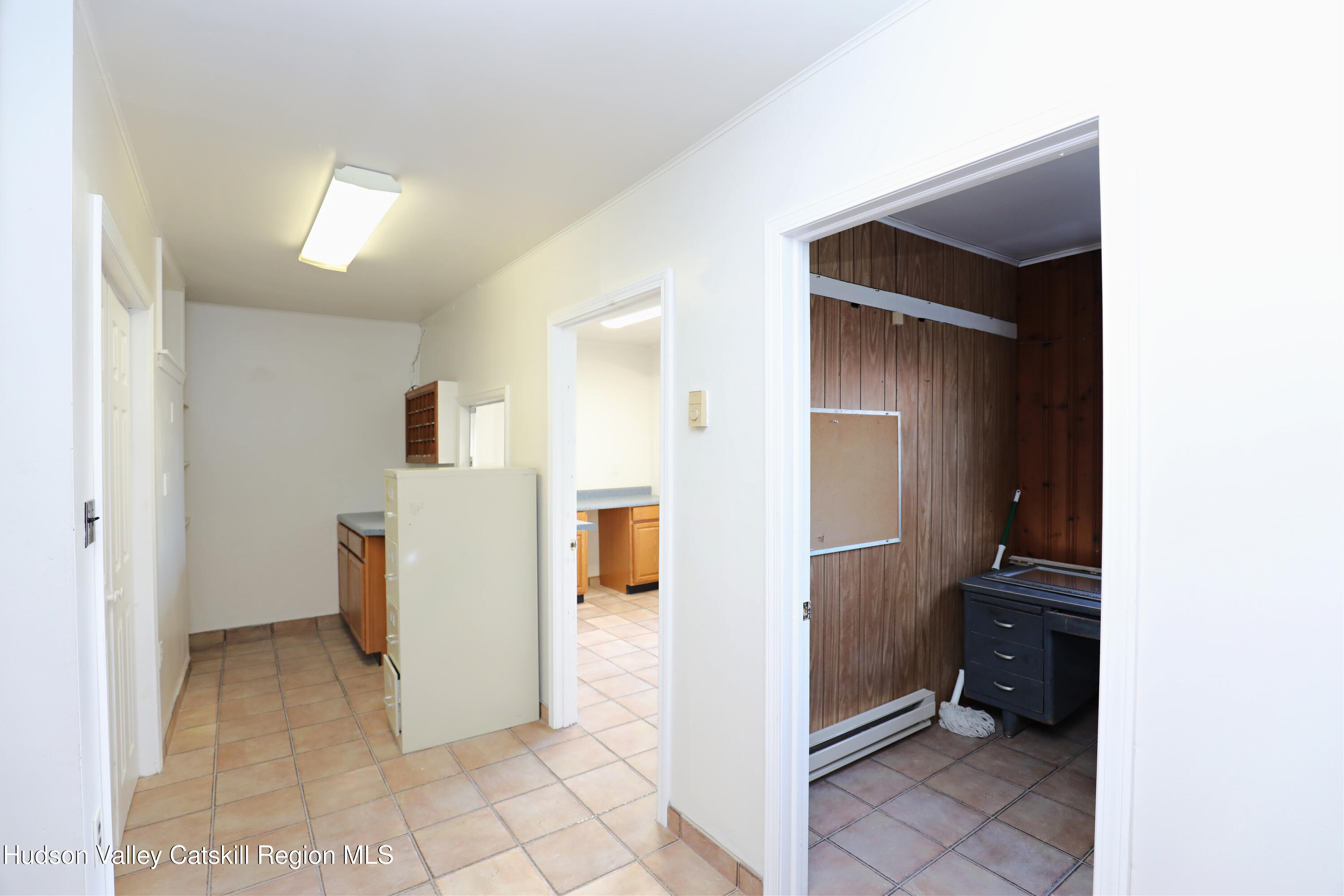 14311 Rte 9W Ravena, NY 12143 - Photo 10 of 20 04