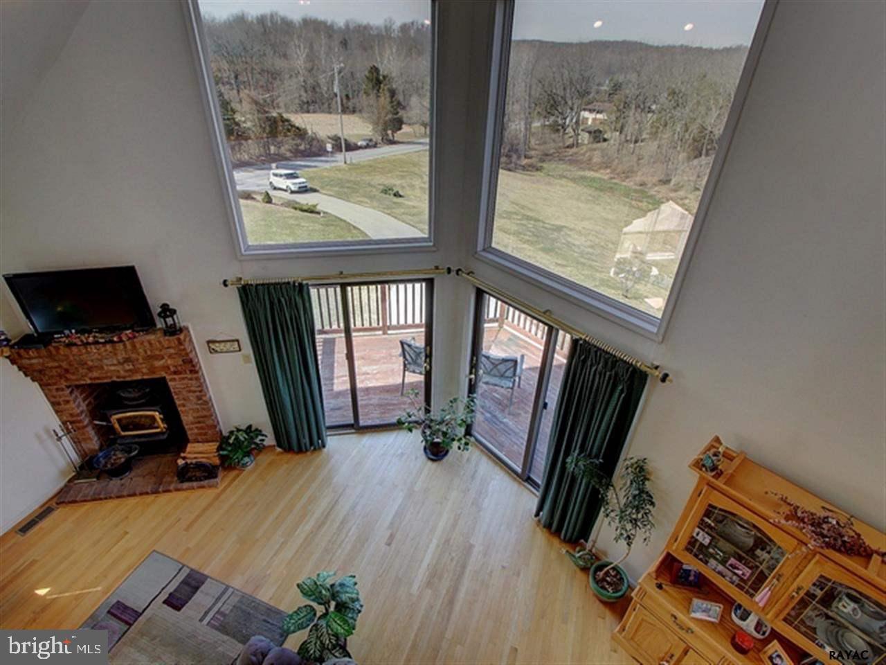 2832 Smoketown Road Spring Grove, PA 17362 - Photo 16 of 27