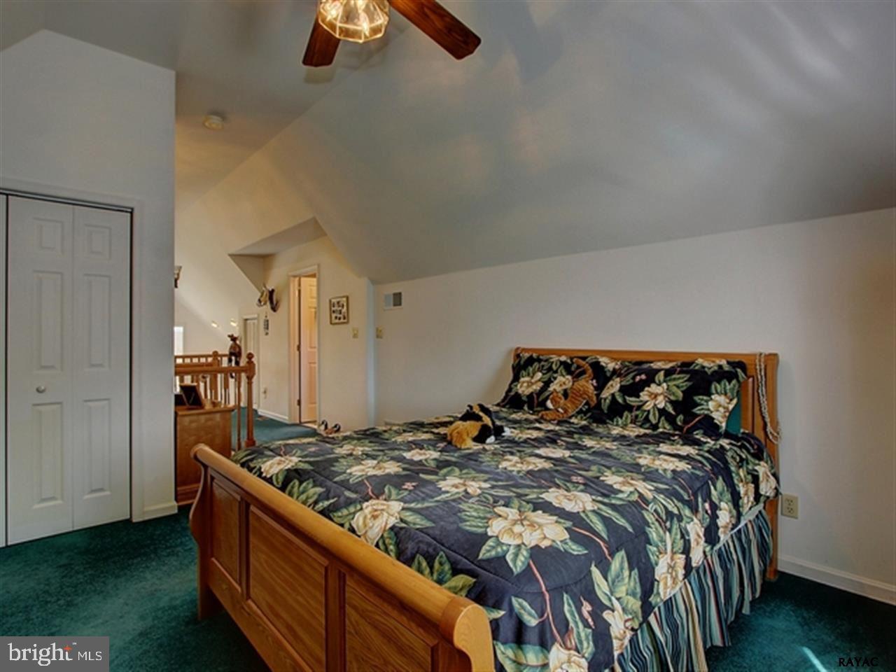 2832 Smoketown Road Spring Grove, PA 17362 - Photo 18 of 27