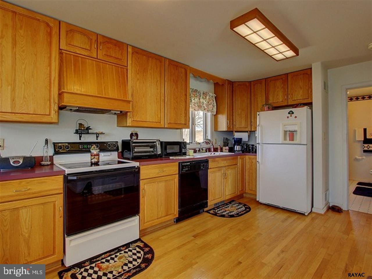 2832 Smoketown Road Spring Grove, PA 17362 - Photo 9 of 27