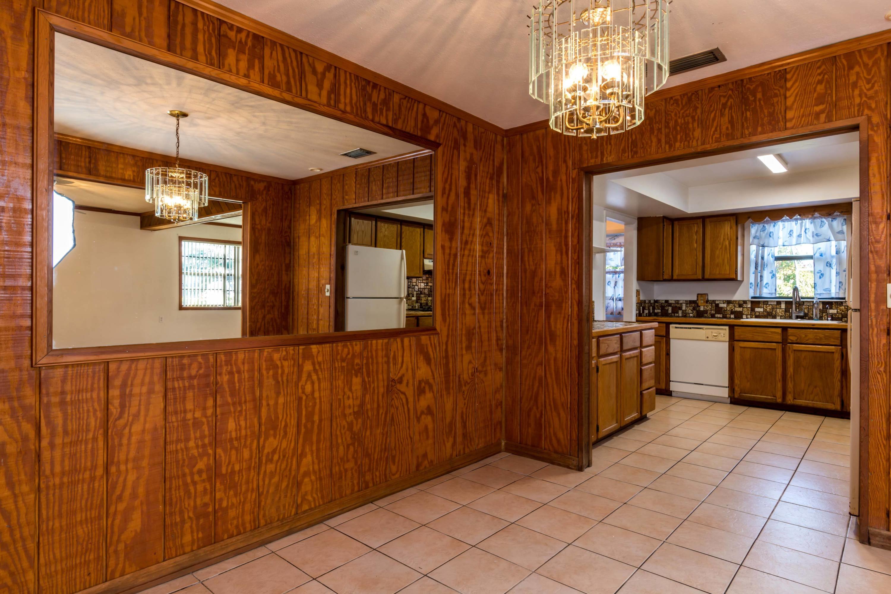 156 Akron Road Lake Worth, FL 33467 - Photo 4 of 22 1 Dining