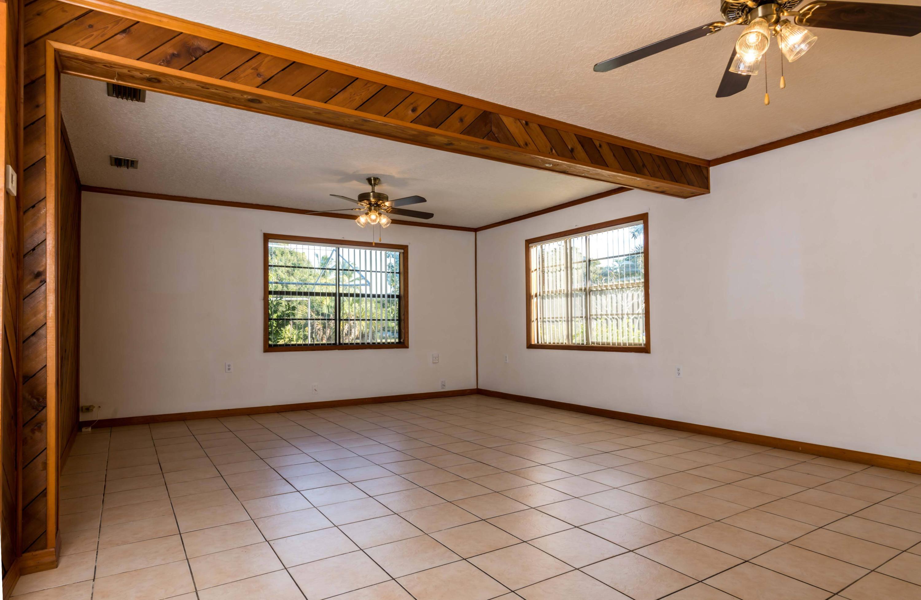 156 Akron Road Lake Worth, FL 33467 - Photo 6 of 22 1 Living Room
