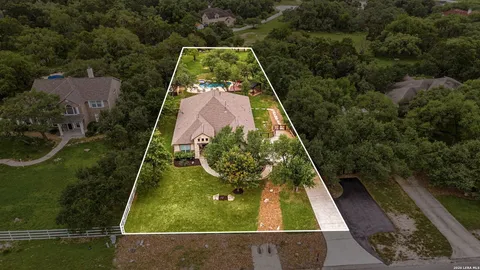 $815,000 | 244 Wentworth, Spring Branch, TX 78070