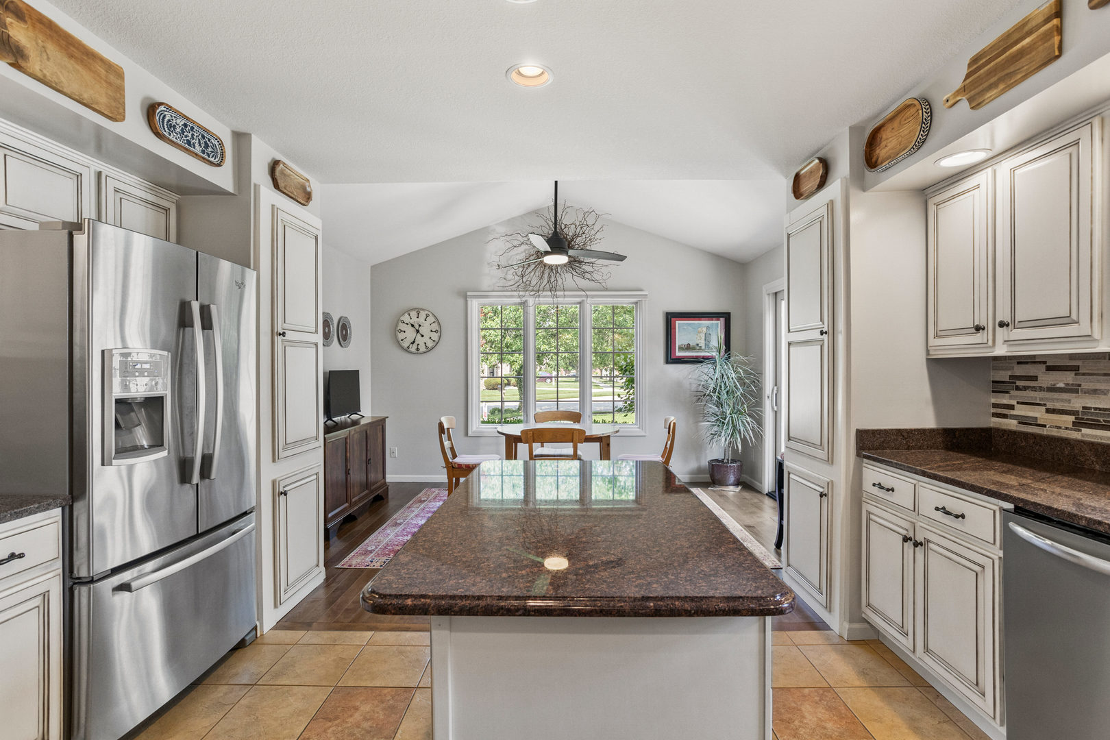 1714 Lakeside Drive Champaign, IL 61821 - Photo 17 of 43