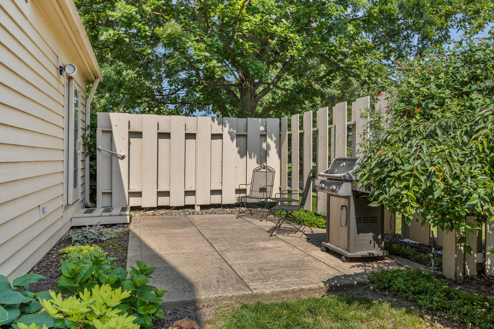 1714 Lakeside Drive Champaign, IL 61821 - Photo 42 of 43